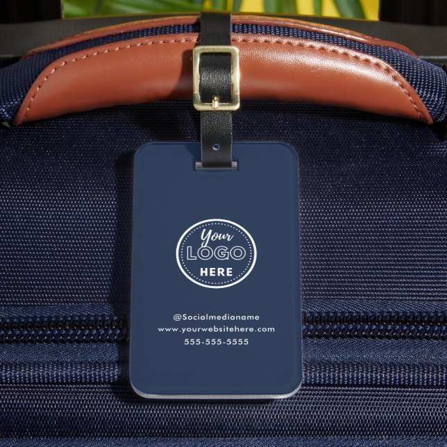 Modern Branding Minimalistische Blauer Promo-Logo Gepäckanhänger (Vorderseite Insitu 2)
