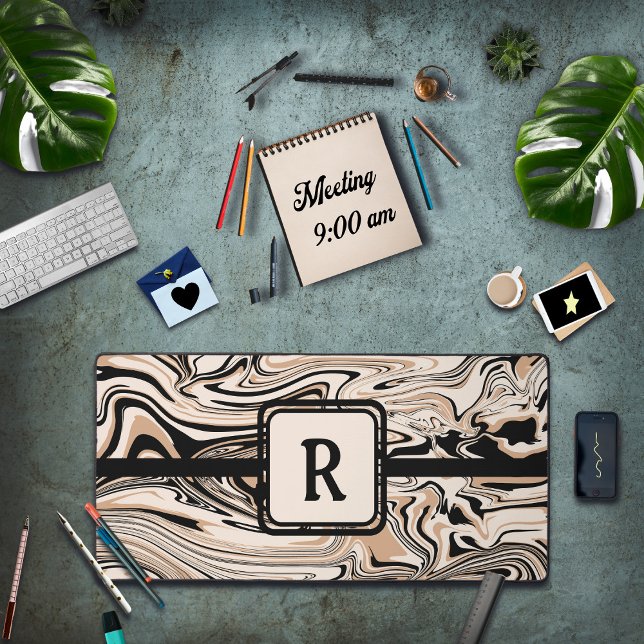Modern Brown Black Pattern Monogram Schreibtischunterlage (Von Creator hochgeladen)