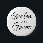 Modern Brush Script Oma The Groom Party Button<br><div class="desc">Modernes und elegantes Design bedruckt Pinselskript-Oma des Groom Brautparty Party-Buttons,  die mit Ihrem Text angepasst werden können. Bitte klicken Sie auf den Button "Anpassen" und verwenden Sie unser Design-Tool,  um diese Vorlage zu ändern. Karo im Grafikdesign-Store für andere Produkte,  die diesem Design entsprechen!</div>