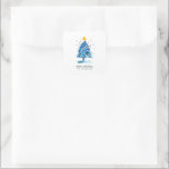 Modern Christmas Blue Watercolor Tree Quadratischer Aufkleber<br><div class="desc">Ein lustiger,  hellblauer Kiefernbaum mit farbigen Bauern. Handgemalt mit Aquarellfarbe,  oben mit einem hellgelben Stern.</div>