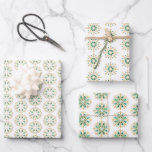 Modern Christmas Gold Green Snowflake Wrapping Pap Geschenkpapier Set<br><div class="desc">Modern Christmas Gold Green Snowflake</div>