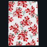 Modern Christmas Mistletoe Mittlere Geschenktüte<br><div class="desc">Ein modernes und trendiges Mistletoe-Muster für die Urlaubssaison. Niedliche bunte roter und rosa Mistelen, die mit einem einfachen Bogen verbunden sind.</div>
