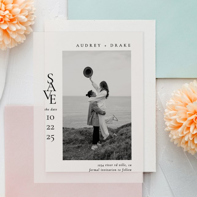 Modern Clean Black and White Photo Wedding (Von Creator hochgeladen)