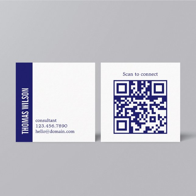 Modern Clean Bold Blue White Consultant QR code Quadratische Visitenkarte (Von Creator hochgeladen)