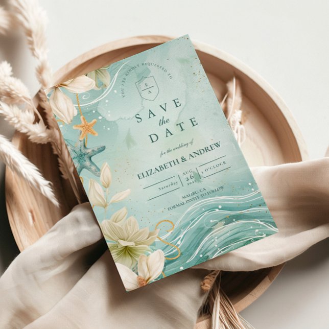 Modern Coastal Wave Floral Wedding Save The Date (Von Creator hochgeladen)