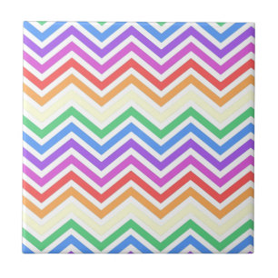 Modern, cool, trendig bunt Regenbogen Chevron Fliese