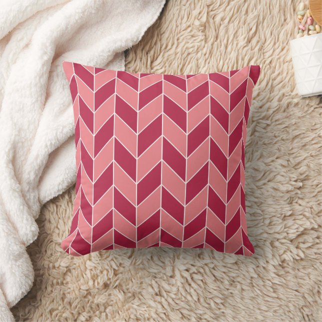 Modern Coral Magenta Herringbone Zickzack Kissen (Decke)