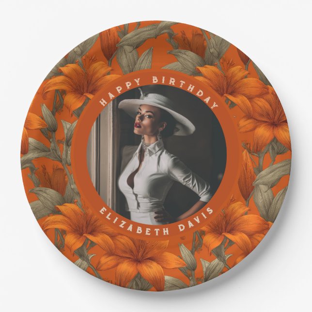 Modern Custom Lilies Themed Birthday Party Pappteller (Vorderseite)