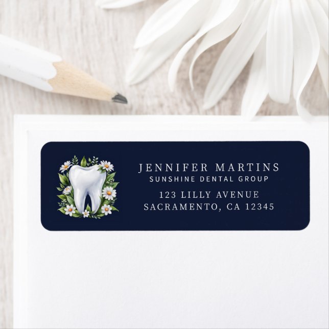 Modern Dentis Logo (Insitu)