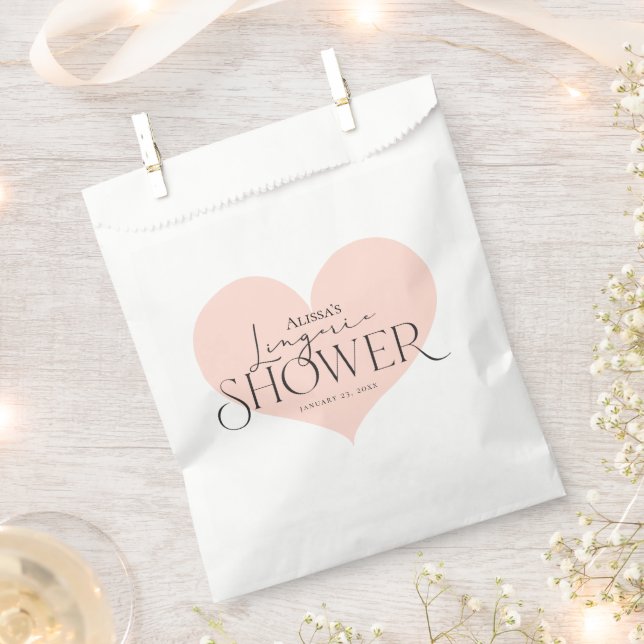 Modern Elegant Peach White Heart Lingerie Shower  Geschenktütchen (Ausgeschnitten)