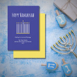 Modern Family Simple Menorah Candles Hanukkah Feiertagskarte<br><div class="desc">Moderne Hanukkah Kerzen blauen Grußkarte,  mit einer einfachen Menorah und Typografie-Design. Mit der anpassbaren Typografie-Schrift fügen Sie Ihre eigenen Informationen hinzu. Ideal,  um Freunde und Familie in dieser Feriensaison mit liebevollen Wünschen zu versorgen.</div>