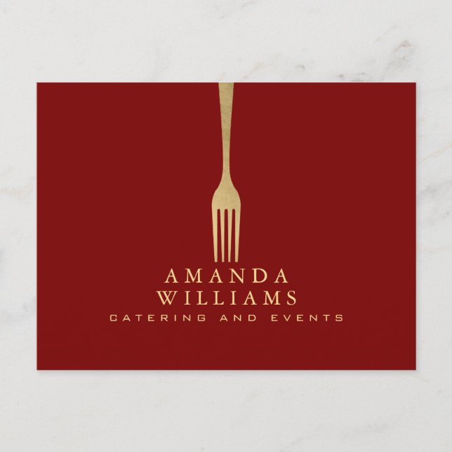 Modern Faux Gold Fork Catering Logo on Red Postkarte (Vorderseite)