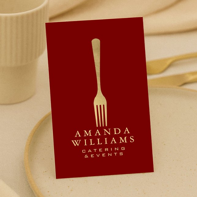 Modern Faux Gold Fork Catering Logo Red Vertical Visitenkarte (Von Creator hochgeladen)