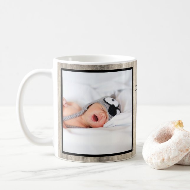 Modern First Mother's Day Oma Wood Foto Kaffeetasse (Mit Donut)