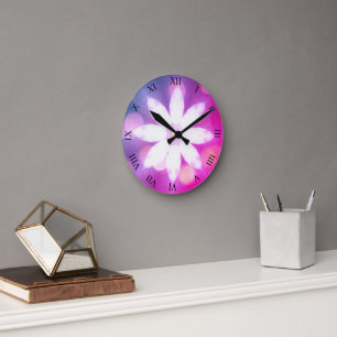 Modern florfarbenfroh pink Blue Ombre Runde Wanduhr