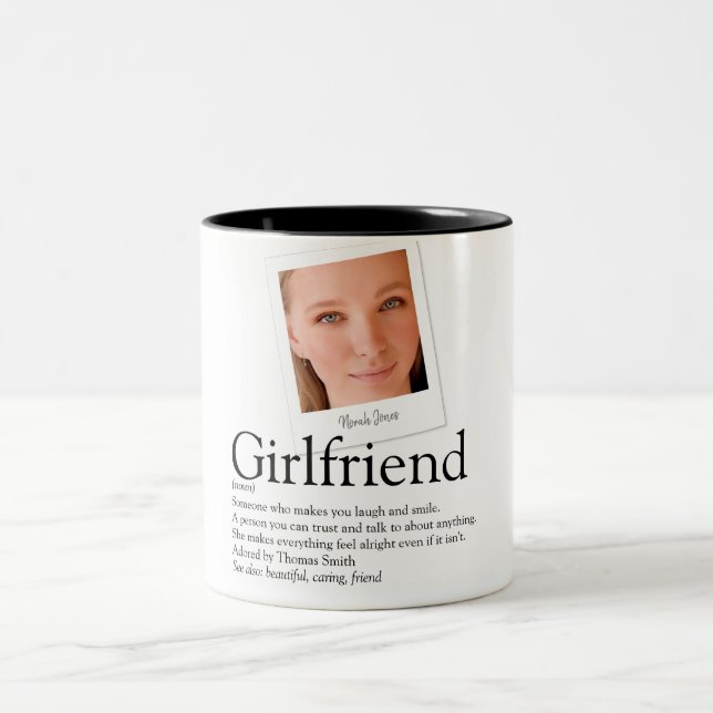 Modern Fun Girlfriend Definition Foto Zweifarbige Tasse (Mittel)