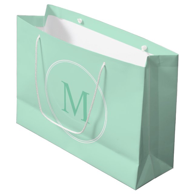 Modern geprägte, grüne Farbmonogramm Moderne Vorla Große Geschenktüte (Vorderseite Schrägansicht)