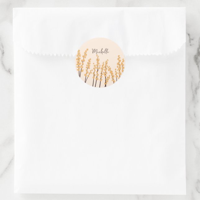 Modern gestrichene gelbe Blumen Individuelle Name Runder Aufkleber (Tasche)
