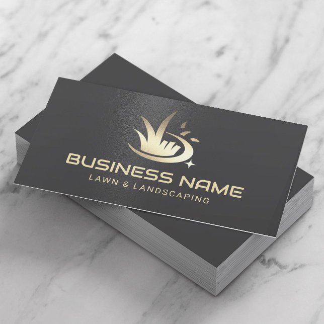 Modern Gold Lawn Care Logo Landscaping Service Visitenkarte (Von Creator hochgeladen)