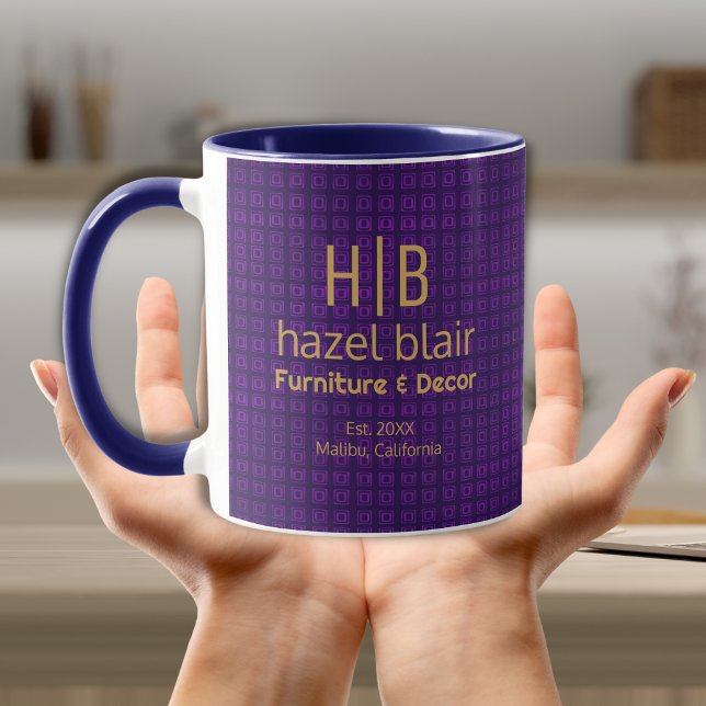 Modern Gold Monogram Logo Lila Squares Muster Tasse (Von Creator hochgeladen)