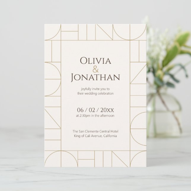 Modern Gold Ornaments Cream Wedding Einladung (Stehend Vorderseite)