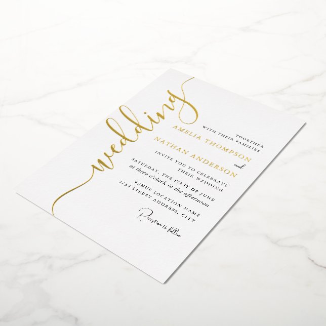 Modern Gold Script Wedding  Folieneinladung (Gedreht)