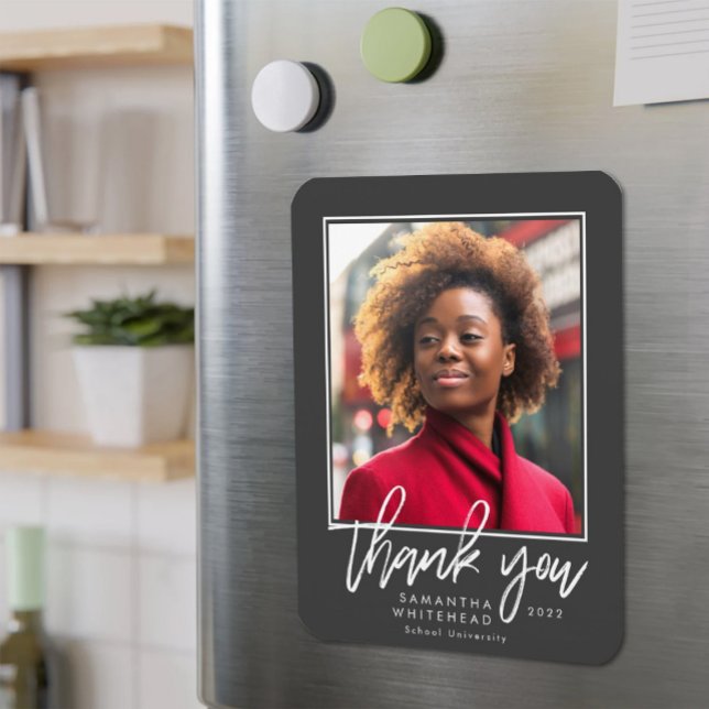 Modern Graduate 2022 Foto Dark Gray Vielen Dank Magnet (Von Creator hochgeladen)