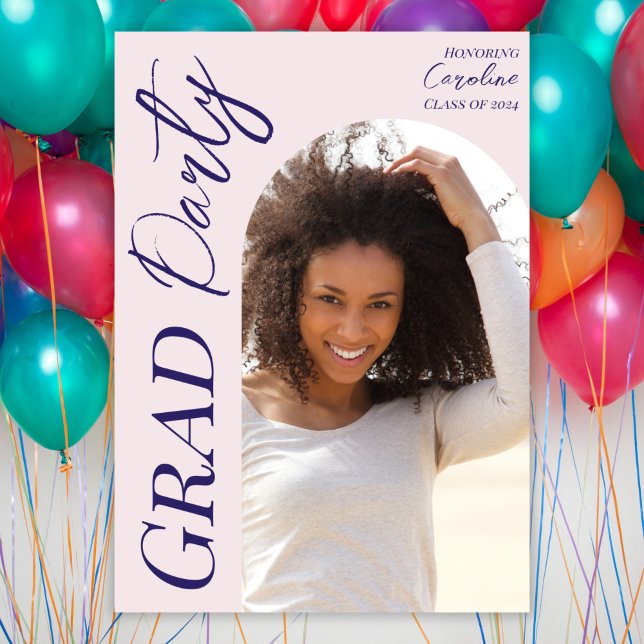 Modern Graduation Party 2025 Script Arch Foto Einladung (Von Creator hochgeladen)