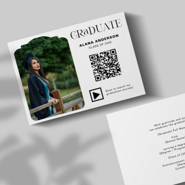 Modern Graduation Photo QR Code Minimal Arch Video Ankündigung (Von Creator hochgeladen)