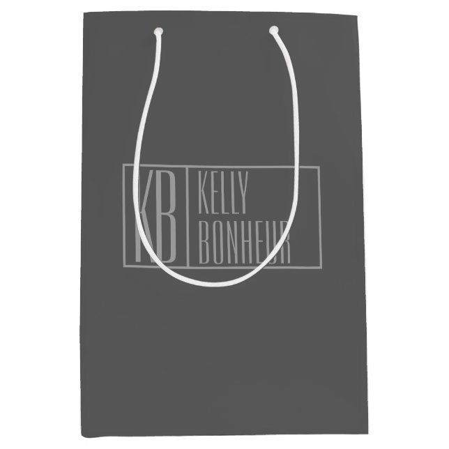Modern, grau auf dunkelgrau, Initials & Name Logo Mittlere Geschenktüte (Vorderseite)