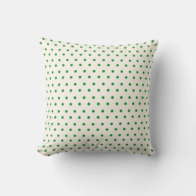 Modern Green Polka Dot Creme St. Patrick's Day Kissen (Vorderseite)