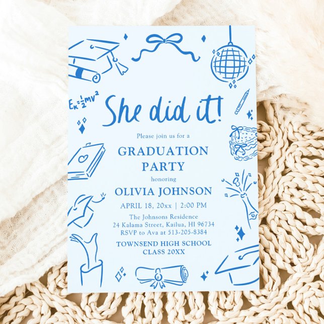Modern Hand Drawn She did it Blue Graduation Party Einladung (Modern Hand Drawn She did it Graduation Party Invitation)