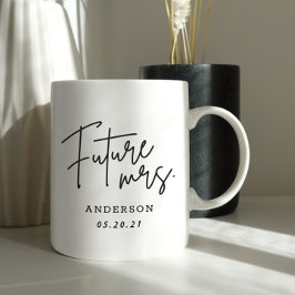Modern Hand Script Future Mrs. Verlobung Gift Kaffeetasse