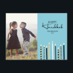 Modern Happy Hanukkah Candles Foto Postkarte<br><div class="desc">Personalisieren Sie den benutzerdefinierten Text oben. Weitere Koordinationsgegenstände finden Sie in unserer Kollektion "Happy Hanukkah Candles".</div>