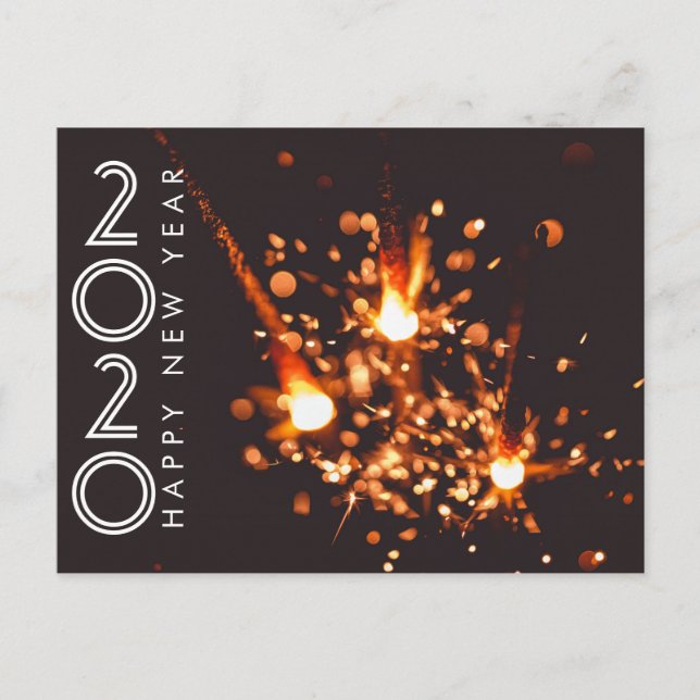 Modern Happy New Year 2020 Firework Sparkler Postkarte (Vorderseite)