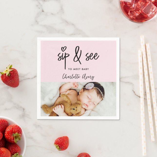 Modern heart Pink Sip & See Custom Baby Girl Photo Serviette (Beispiel)