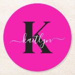 Modern Hot Pink Black Script Monogram Runder Pappuntersetzer<br><div class="desc">Diese schlichten, eleganten runden, rosa Untersetzer mit Ihrem Vornamen in einem trendigen Schriftart in Weiß, der Ihren ersten Start in einem modernen Schriftart mit schwarzem Kappe übertippt, eignen sich hervorragend zum behalt von Tischen und Zählern, die frei von Wasserringen sind. Sie nehmen Tröpfchen auf, damit Sie sich keine Sorgen machen...</div>