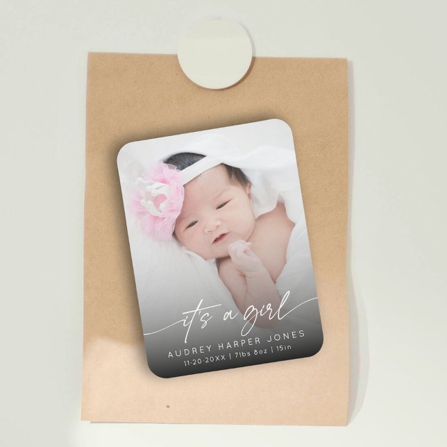 Modern It's a Girl Baby Newborn Foto Script Magnet (Von Creator hochgeladen)