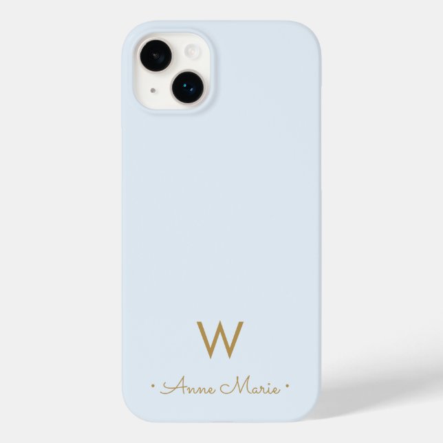 Modern Light Dusty Blue Gold Script Monogram Case-Mate iPhone 14 Plus Hülle (Rückseite)