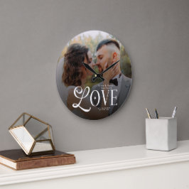 Modern Love Custom Wedding Photo Couples Monogram Große Wanduhr
