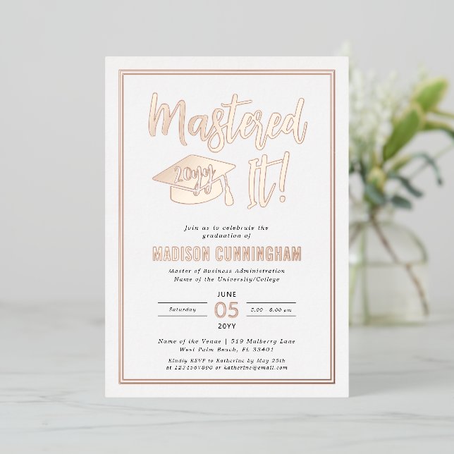 Modern Mastered It Master's Degree Graduation  Folieneinladung (Stehend vorne)
