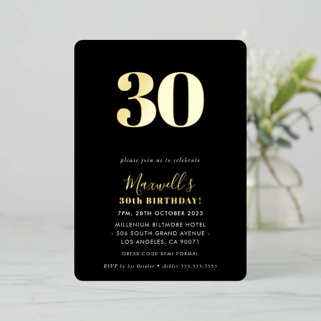 MODERN MINIMAL einfaches 30. Party Schwarz-weißes  Folieneinladung (Stehend vorne)