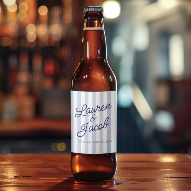 Modern Minimal Minimalist Blue Stripes Wedding Bierflaschenetikett (Von Creator hochgeladen)