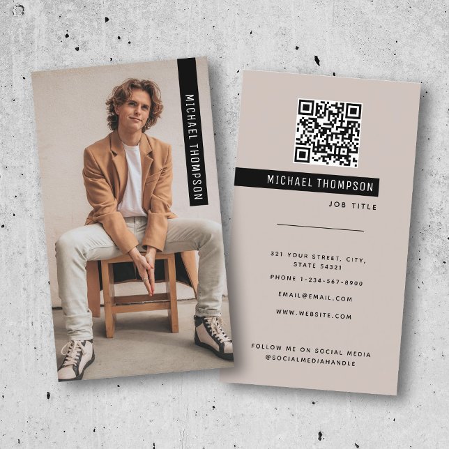 Modern Minimal Professional Photography Beige Visitenkarte (Modern Minimal Professional Photography Beige Business Card)