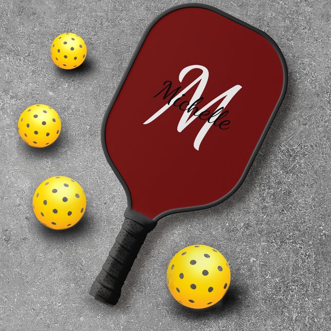 Modern Minimal Red Monogram Name & Initial Pickleball Schläger (Von Creator hochgeladen)