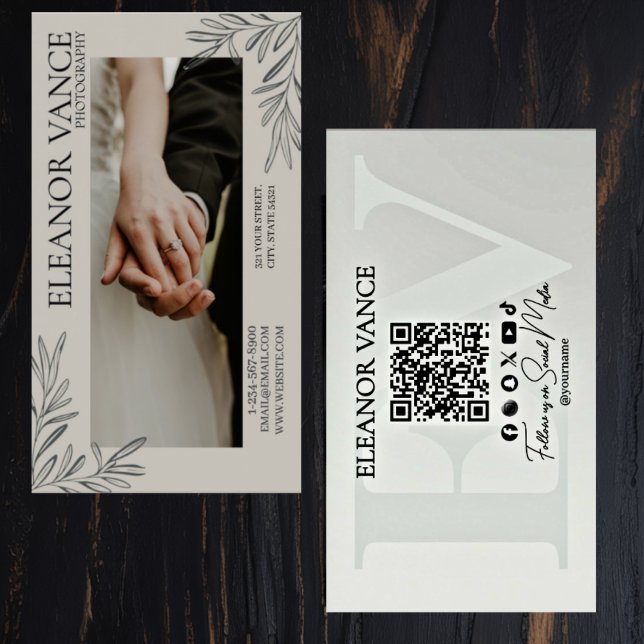 Modern Minimalist Botanical Monogrammed Logo Visitenkarte (Von Creator hochgeladen)