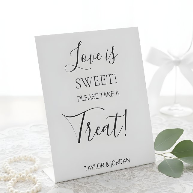 Modern Minimalist Dessert Table "Love is Sweet"  Sockelschild (Von Creator hochgeladen)