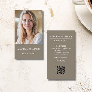Modern Minimalist Foto QR Social Media Beige Visitenkarte