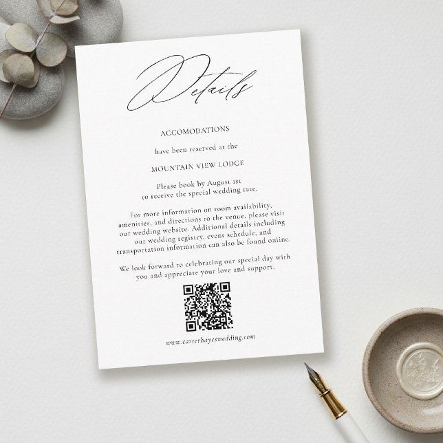 Modern Minimalist QR Code Wedding Details Begleitkarte (Single modern minimalist wedding stationery card flat lay, one card only, centered on a soft neutral)
