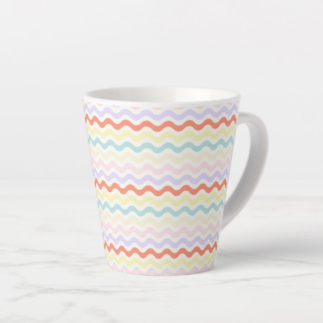 Modern Minimalist Scalloped Pastel Waves Linear Milchtasse (Rechte Ecke)